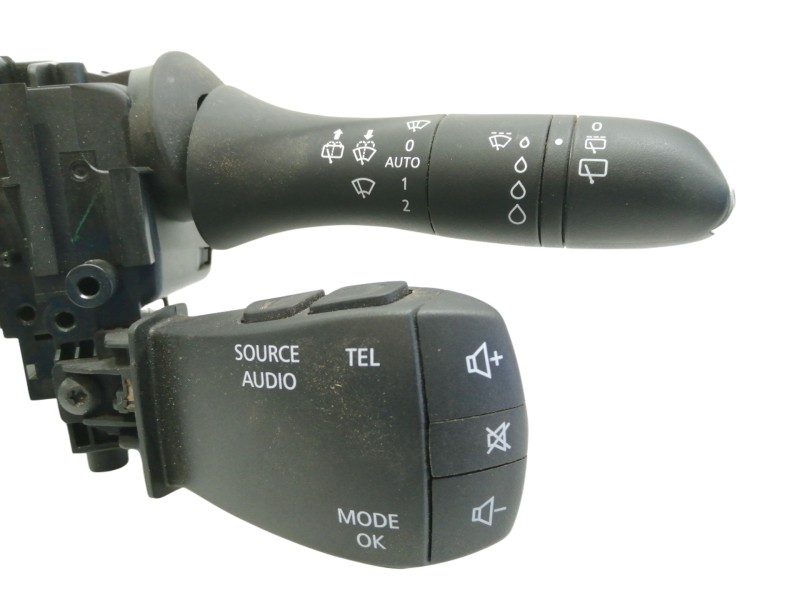 Recambio de mando multifuncion para renault megane iv berlina 5p limited referencia OEM IAM 255678341R  