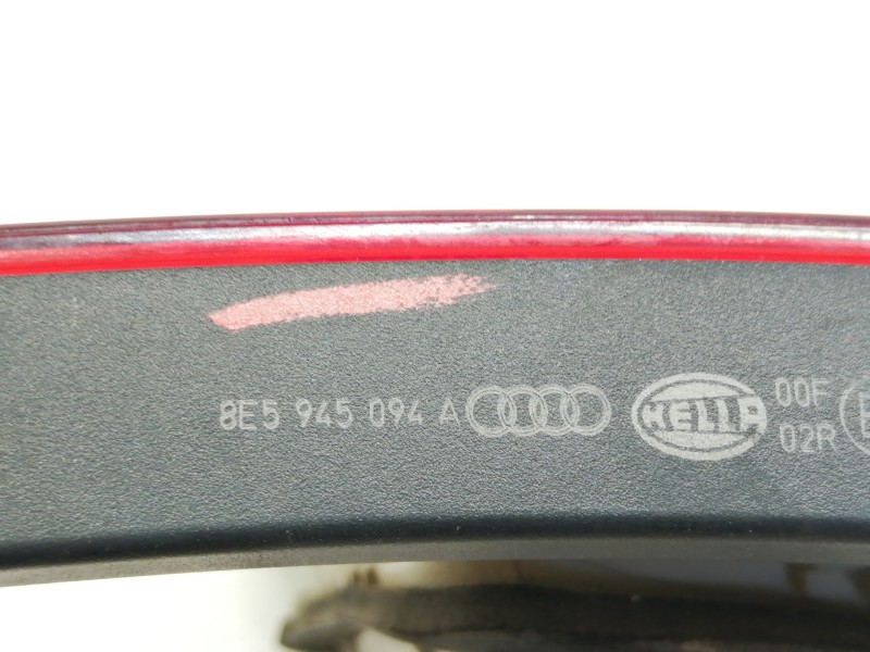 Recambio de piloto trasero derecho interior para audi a4 berlina (8e) 2.0 tdi 16v (103kw) referencia OEM IAM 8E5945094A  
