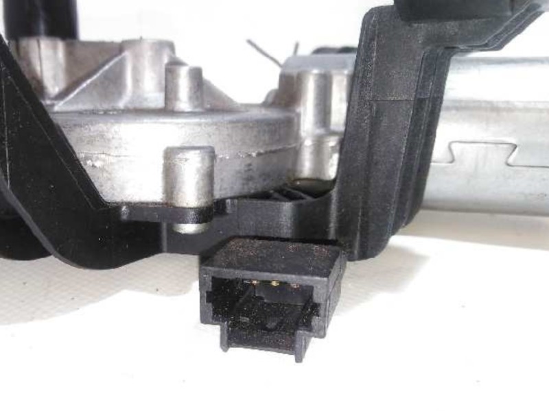 Recambio de motor limpia trasero para peugeot 207 urban referencia OEM IAM 0390201813  