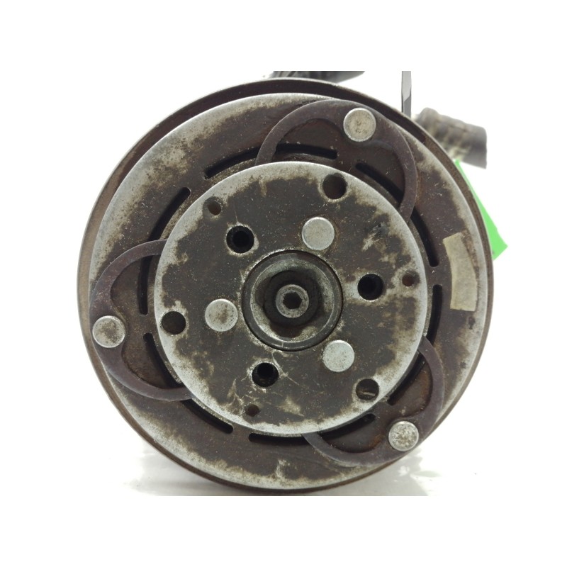 Recambio de compresor aire acondicionado para isuzu trooper ubs 55 referencia OEM IAM SOPORTEROTO  
