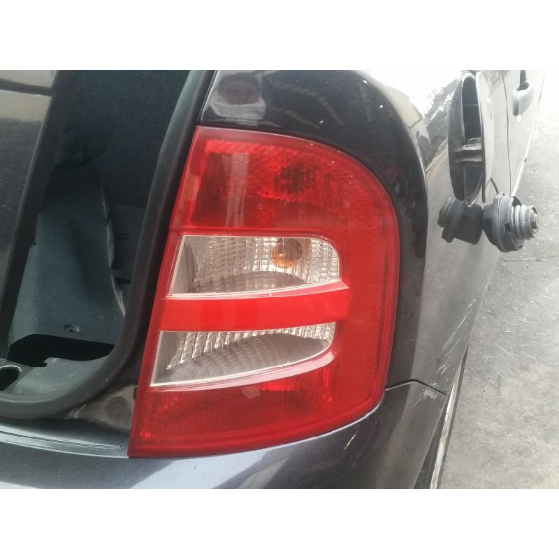 Recambio de piloto trasero derecho para skoda fabia (6y2/6y3) 1.4 referencia OEM IAM 6Y6945096B 6Y6945096 / 6Y6945112B 6Y6945112