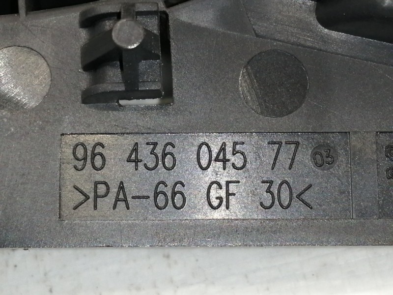 Recambio de maneta interior delantera izquierda para peugeot 307 cc (s1) 2.0 referencia OEM IAM 9643604577  