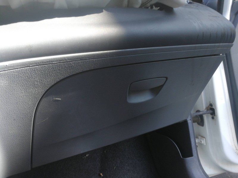 Recambio de guantera para seat ibiza (6j5) stylance / style referencia OEM IAM 6J0880204 6J1857095A / 6J1857103A 671TW600153NBX 