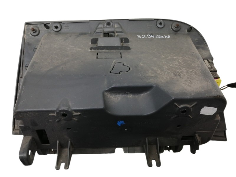 Recambio de guantera para seat ibiza (6j5) stylance / style referencia OEM IAM 6J0880204 6J1857095A / 6J1857103A 671TW600153NBX 