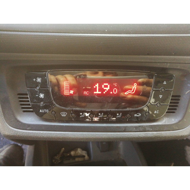 Recambio de mando calefaccion / aire acondicionado para seat ibiza (6j5) stylance / style referencia OEM IAM 6J0820043A 6J082004