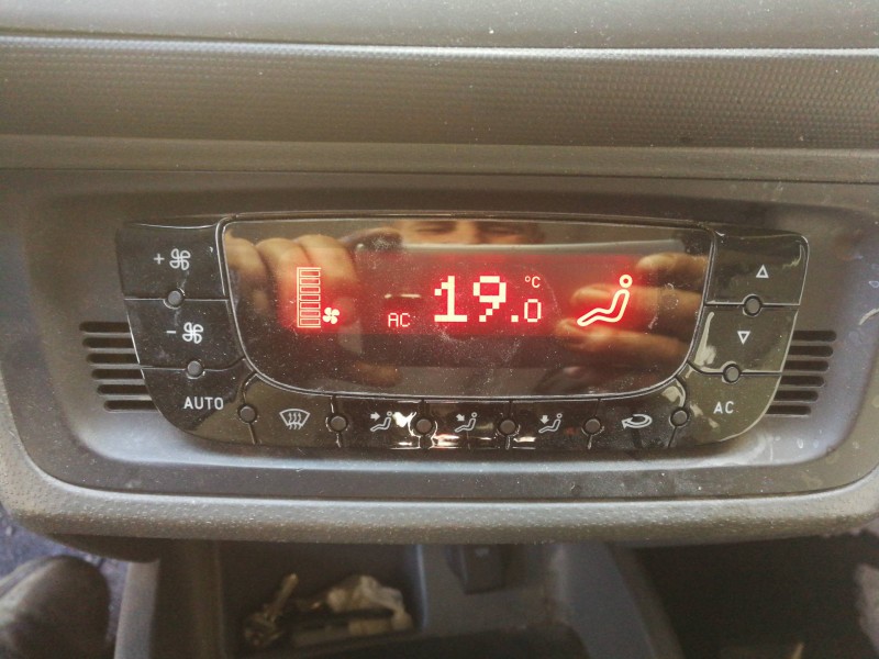 Recambio de mando calefaccion / aire acondicionado para seat ibiza (6j5) stylance / style referencia OEM IAM 6J0820043A 6J082004