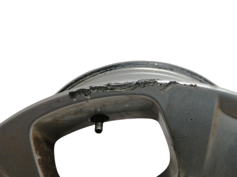 Recambio de llanta para bmw x1 (e84) xdrive 18d referencia OEM IAM 17´´IS34 7 1/2JX17EH2+ 