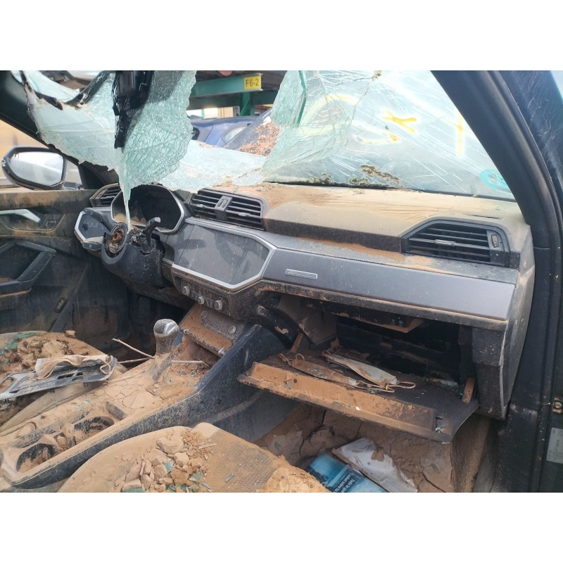 Recambio de salpicadero para audi q3 (f3b) 35 tdi referencia OEM IAM 83B85700124A  