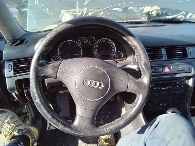 Recambio de volante para audi a6 berlina (4b2) 2.5 tdi referencia OEM IAM 8Z0419091D 8E0124A 