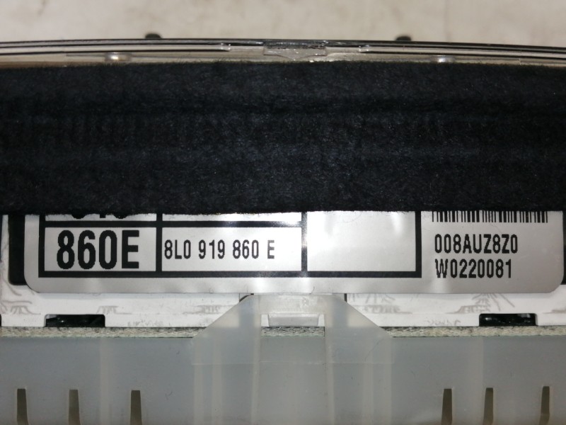 Recambio de cuadro instrumentos para audi a3 (8l) 1.8 ambiente referencia OEM IAM 8L0919860E 008AUZ8Z0 W0220081