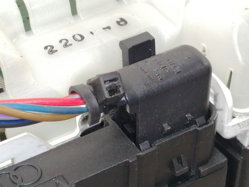 Recambio de cuadro instrumentos para audi a3 (8l) 1.8 ambiente referencia OEM IAM 8L0919860E 008AUZ8Z0 W0220081