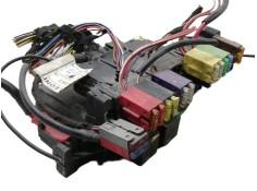 Recambio de caja reles / fusibles para mercedes-benz clase sl (w230) roadster 500 (230.475) referencia OEM IAM A0265453432 00054