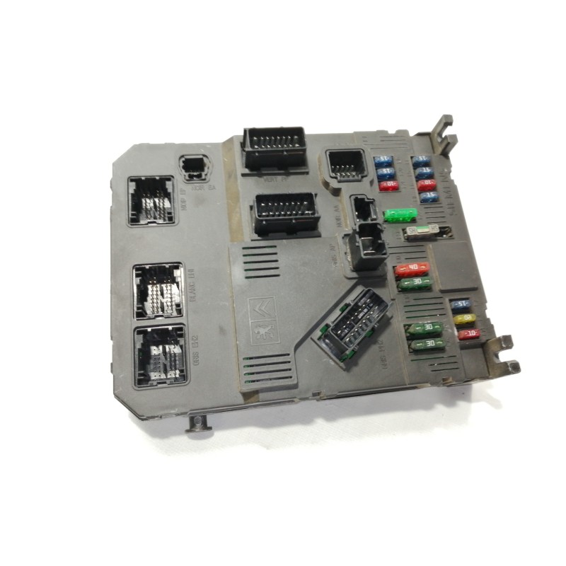 Recambio de caja reles / fusibles para peugeot 206 berlina xs referencia OEM IAM 9645747480  