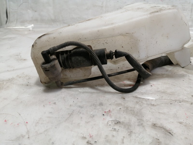 Recambio de deposito limpia para seat ibiza (6l1) cool referencia OEM IAM 600955453  