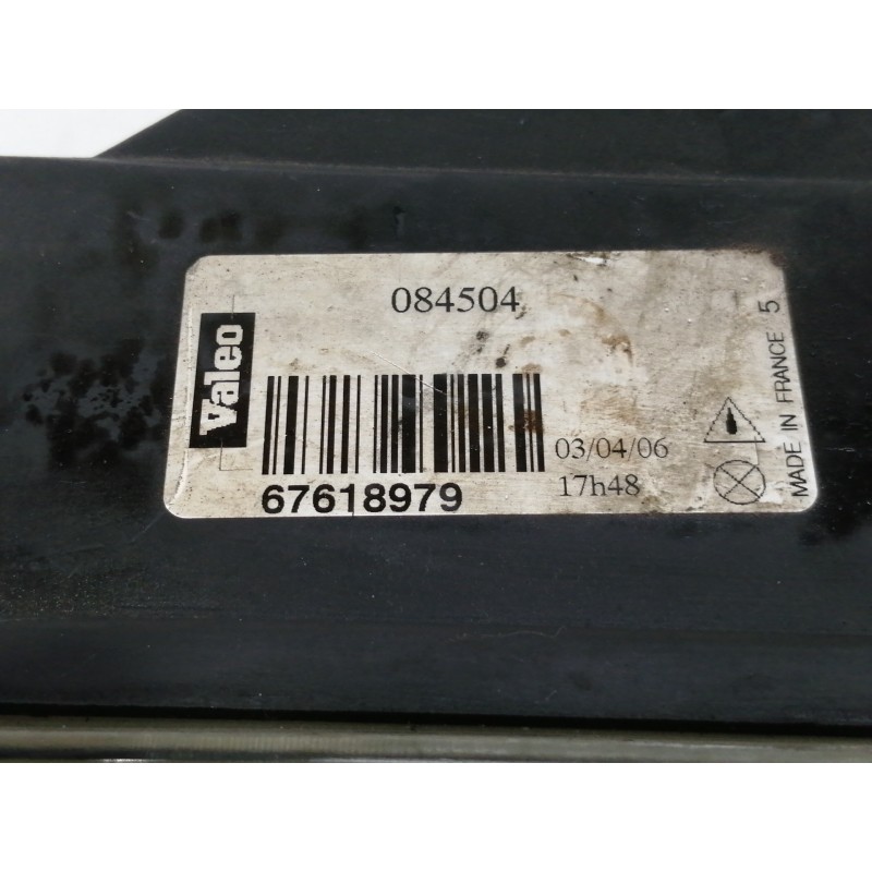 Recambio de faro izquierdo para ford escort berlina referencia OEM IAM 67618979 67618979 VALEO