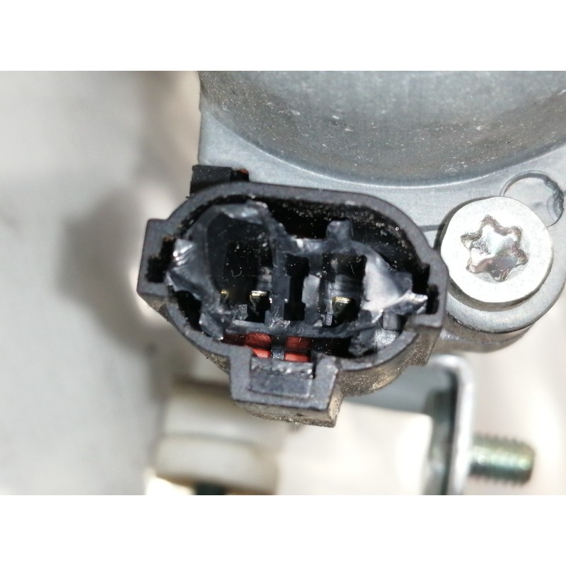 Recambio de elevalunas trasero izquierdo para ssangyong kyron 200 xdi limited referencia OEM IAM   ELECTRICO