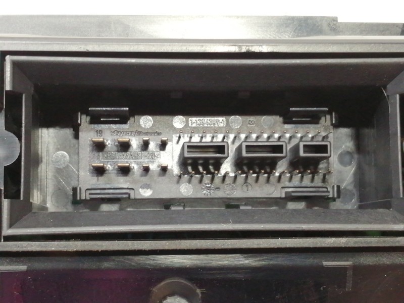 Recambio de cuadro instrumentos para volkswagen passat berlina (3c2) advance referencia OEM IAM 3C0920871E  