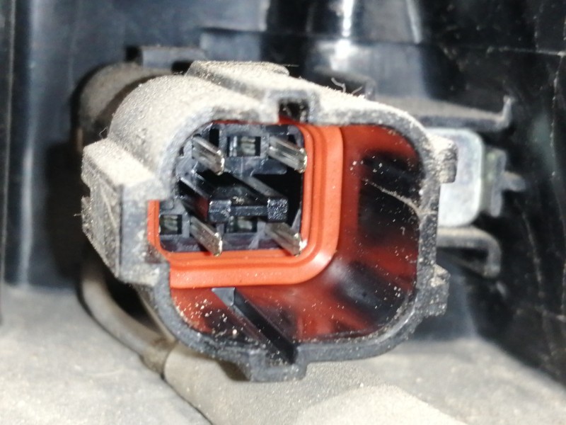 Recambio de piloto trasero izquierdo interior para ssangyong kyron 200 xdi limited referencia OEM IAM   