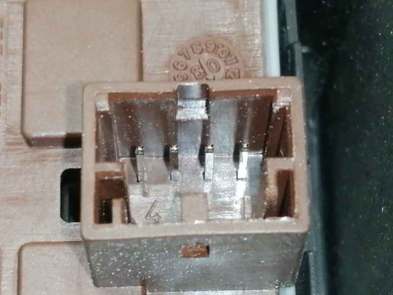 Recambio de mando elevalunas delantero izquierdo para volkswagen polo (9n1) trendline referencia OEM IAM 6Q1867171F 6Q0959859 