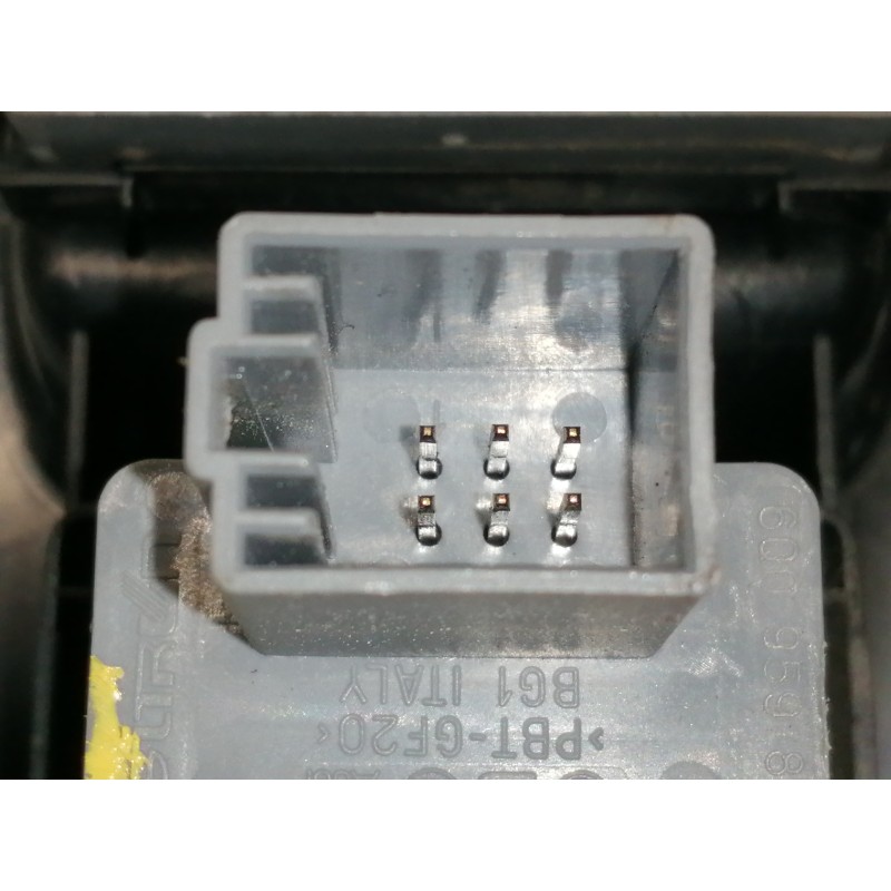 Recambio de mando elevalunas delantero izquierdo para volkswagen polo (9n1) trendline referencia OEM IAM 6Q1867171F 6Q0959859 