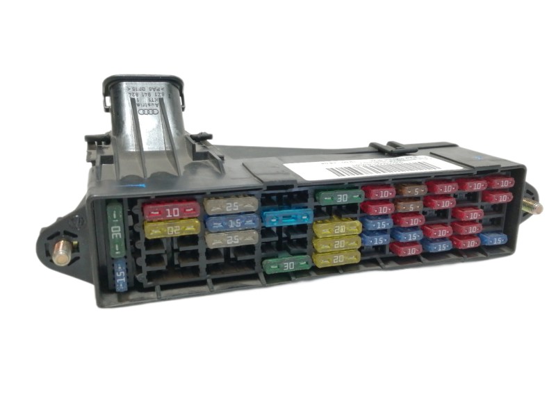 Recambio de caja reles / fusibles para audi a2 (8z) 1.4 style referencia OEM IAM 8Z1941824  