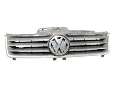 Recambio de rejilla delantera para volkswagen polo (9n1) trendline referencia OEM IAM 600853651D  