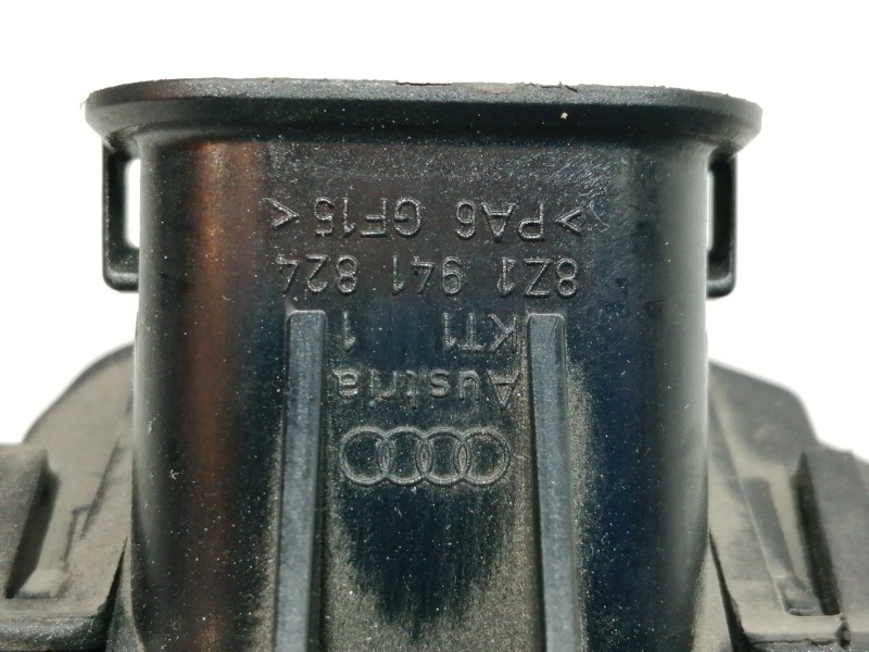 Recambio de caja reles / fusibles para audi a2 (8z) 1.4 style referencia OEM IAM 8Z1941824  