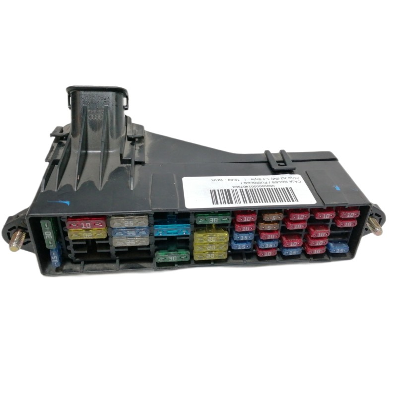 Recambio de caja reles / fusibles para audi a2 (8z) 1.4 style referencia OEM IAM 8Z1941824  