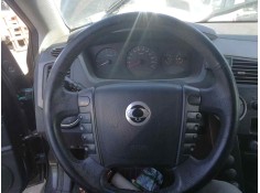 Recambio de volante para ssangyong kyron 200 xdi limited referencia OEM IAM    2