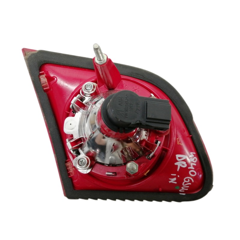 Recambio de piloto trasero derecho interior para volkswagen passat berlina (3c2) advance referencia OEM IAM 3C5945094E 27560224 