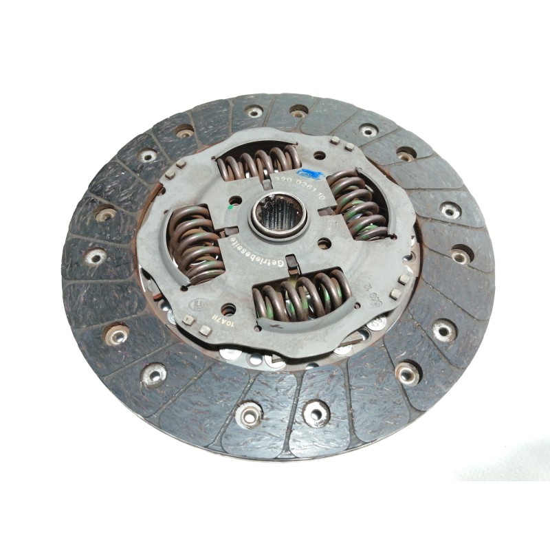 Recambio de kit embrague para opel corsa d essentia referencia OEM IAM 320026110  