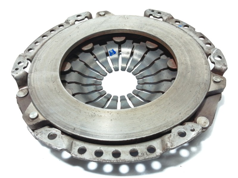 Recambio de kit embrague para opel corsa d essentia referencia OEM IAM 320026110  