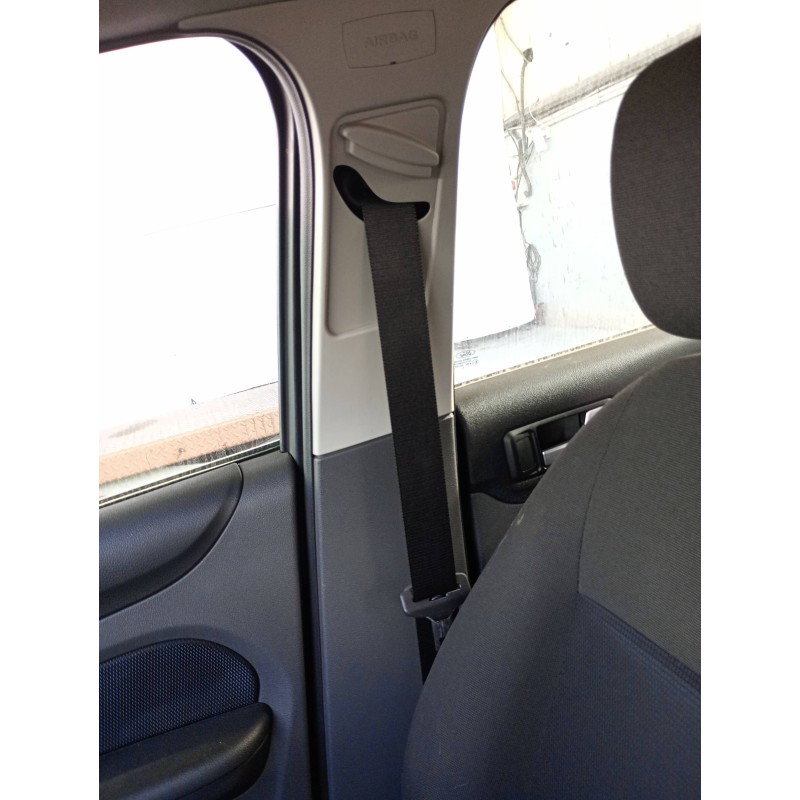 Recambio de cinturon seguridad delantero derecho para ford focus berlina (cap) ghia referencia OEM IAM   