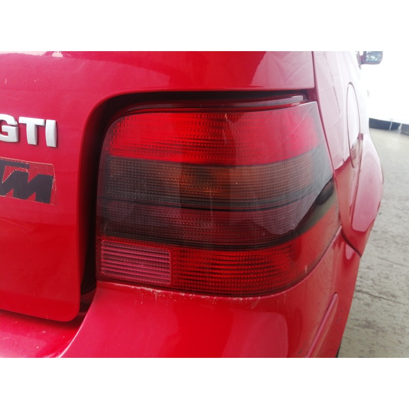 Recambio de piloto trasero derecho para volkswagen golf iv berlina (1j1) gti referencia OEM IAM 1J6945257  