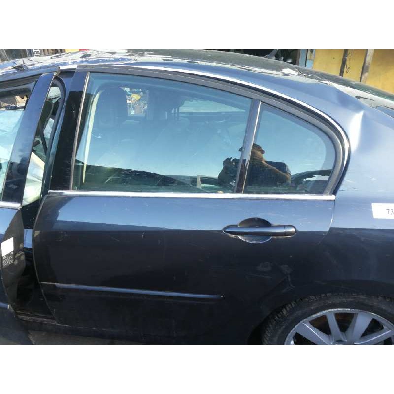 Recambio de puerta trasera izquierda para renault laguna iii bt3s referencia OEM IAM   