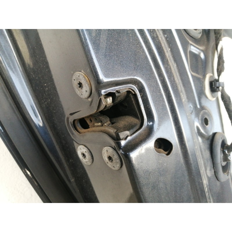 Recambio de puerta trasera izquierda para renault laguna iii bt3s referencia OEM IAM   