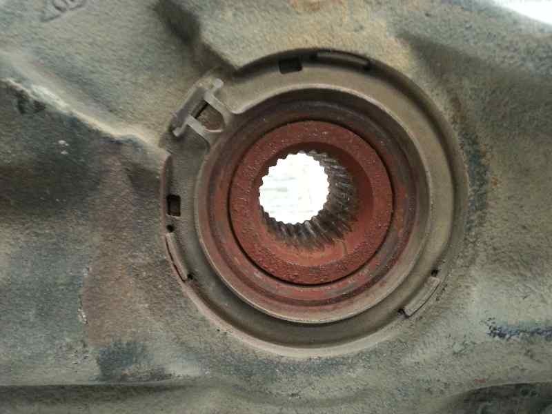 Recambio de mangueta delantera izquierda para nissan primastar (x83) referencia OEM IAM   