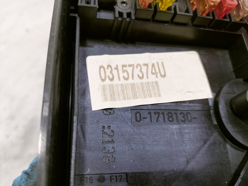 Recambio de caja reles / fusibles para volkswagen golf vi (5k1) advance bluemotion referencia OEM IAM 1K0937629A  