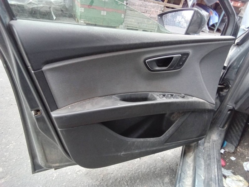 Recambio de guarnecido puerta delantera izquierda para seat leon (5f1) reference referencia OEM IAM 5F9867113A  