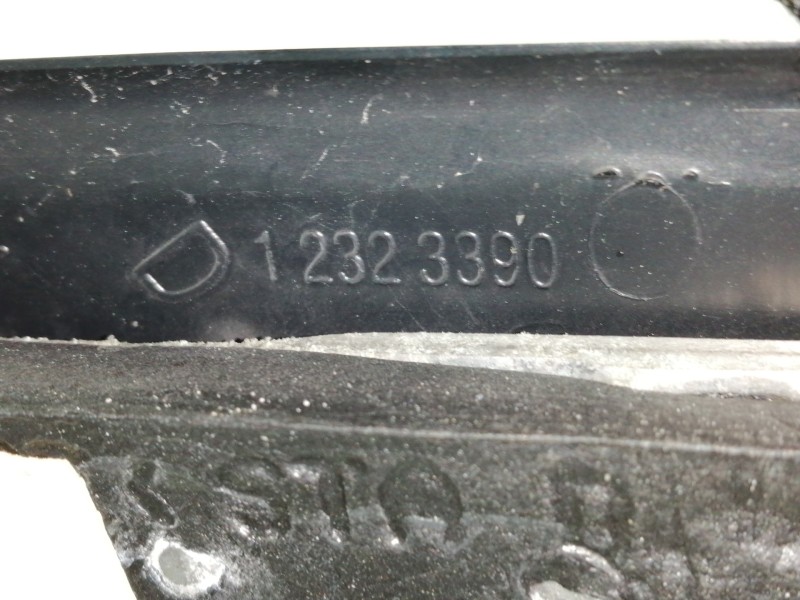 Recambio de retrovisor derecho para audi a2 (8z) 1.4 style referencia OEM IAM 12323390  