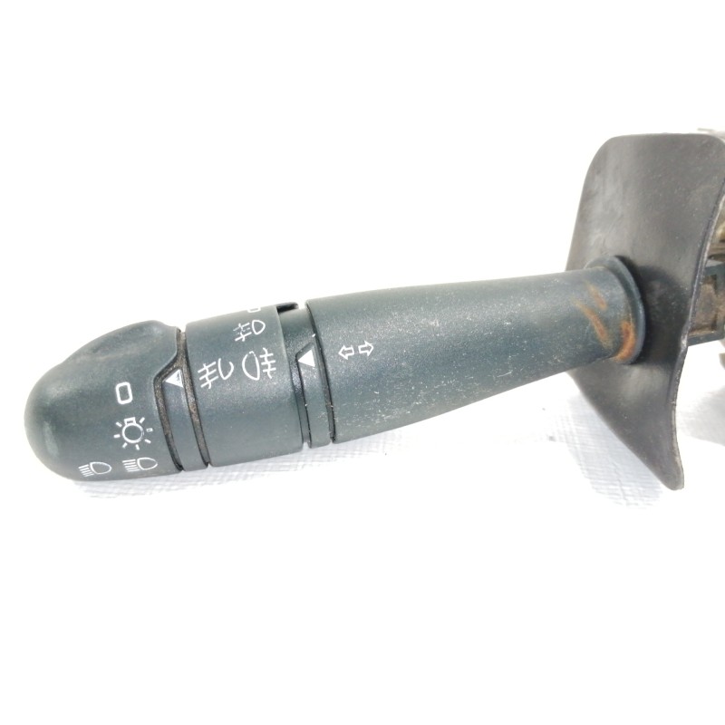 Recambio de mando intermitentes para renault megane i classic (la0) 1.6e rt referencia OEM IAM 7701040730  