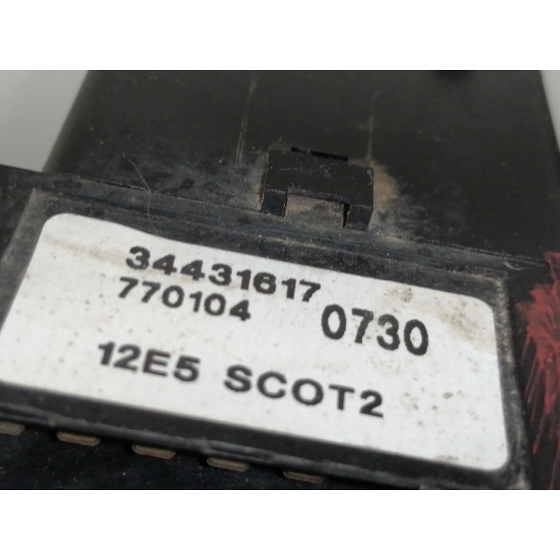 Recambio de mando intermitentes para renault megane i classic (la0) 1.6e rt referencia OEM IAM 7701040730  
