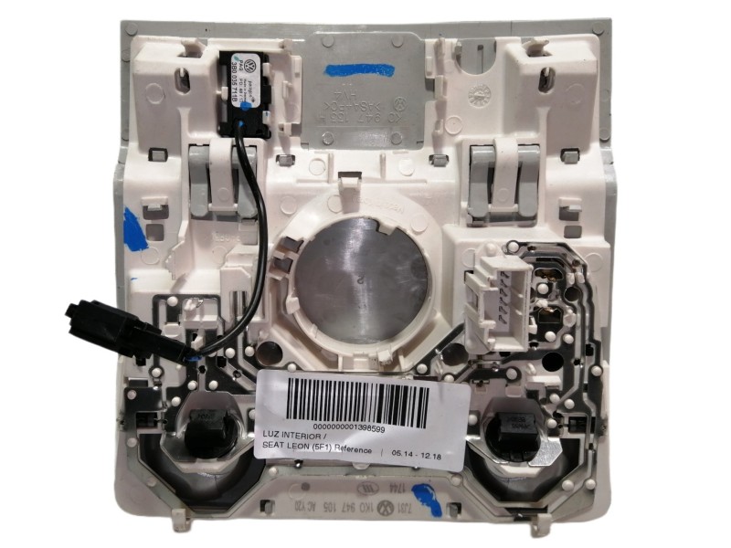 Recambio de luz interior para seat leon (5f1) reference referencia OEM IAM 1K0947105AC 1K0947105 1K09457133H