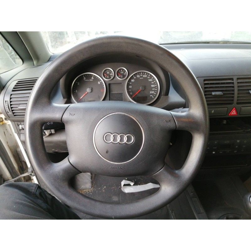Recambio de volante para audi a2 (8z) 1.4 style referencia OEM IAM 8Z0419091C 8E0000124 61333020A