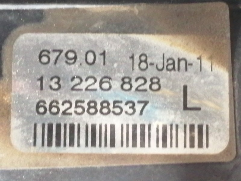 Recambio de faro antiniebla izquierdo para opel insignia sports tourer sport referencia OEM IAM 13226828 662588537 