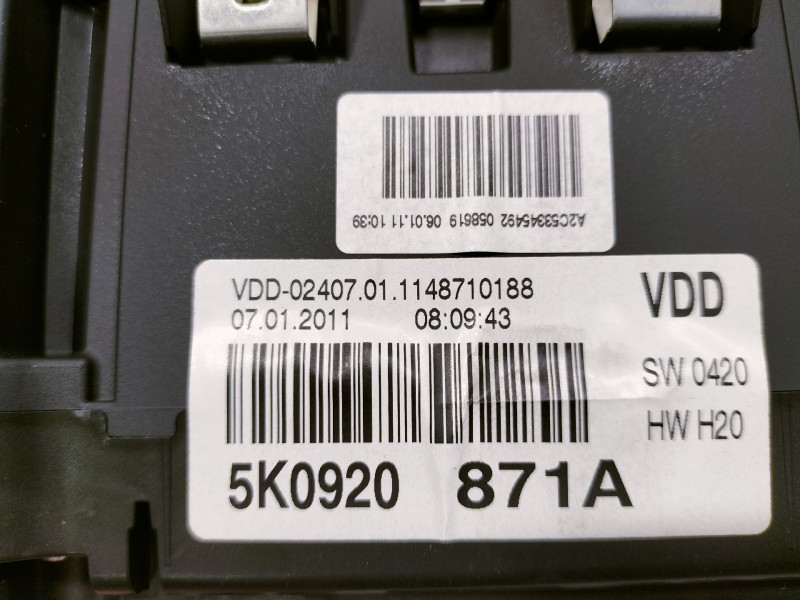 Recambio de cuadro instrumentos para volkswagen golf vi (5k1) advance bluemotion referencia OEM IAM 5K0920871A  