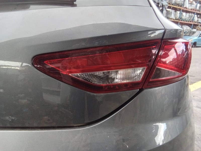 Recambio de piloto trasero derecho interior para seat leon (5f1) reference referencia OEM IAM 5F0945094 5F0945094J 90042873