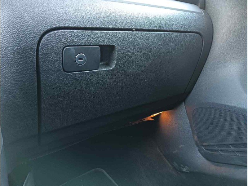 Recambio de guantera para volkswagen golf vi (5k1) advance bluemotion referencia OEM IAM 1K1857290 1355D300465 1K1857097CD