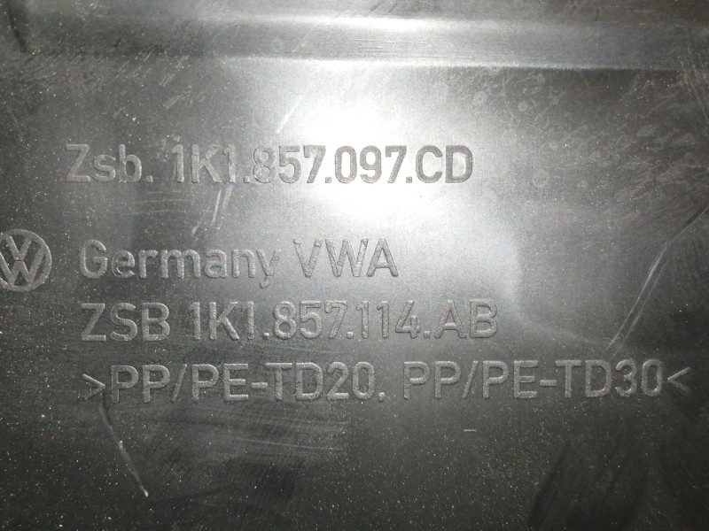 Recambio de guantera para volkswagen golf vi (5k1) advance bluemotion referencia OEM IAM 1K1857290 1355D300465 1K1857097CD