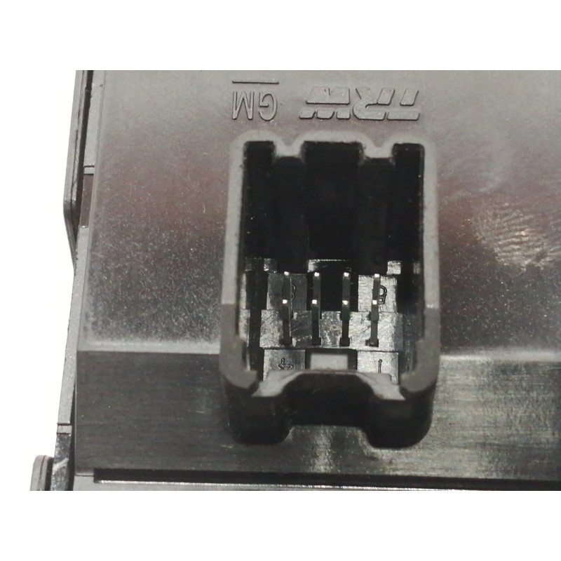 Recambio de mando elevalunas delantero izquierdo para opel insignia sports tourer sport referencia OEM IAM 13222224  